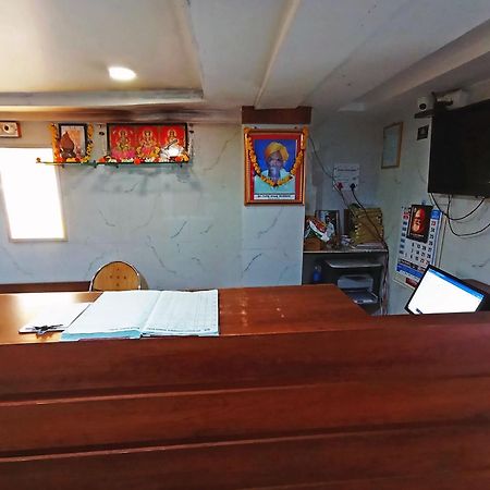 Staymaker Shri Shakti Residency 胡布利 外观 照片