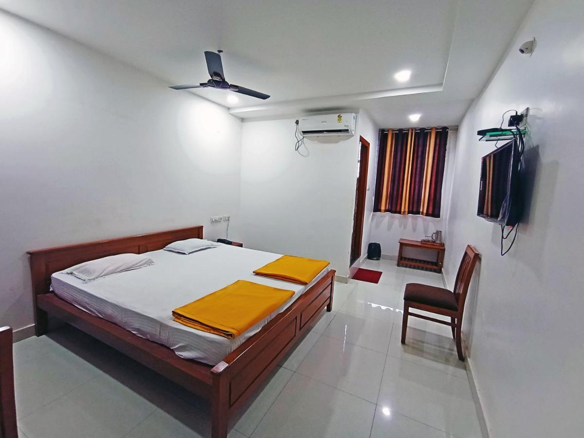 Staymaker Shri Shakti Residency 胡布利 外观 照片